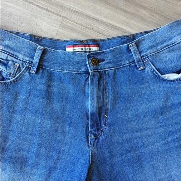 VINTAGE TOMMY HILFIGER JEANS! - Picture 3 of 4